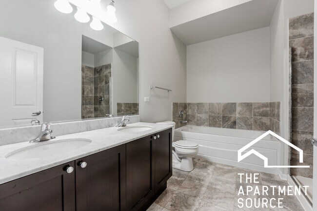 Building Photo - 1464 S Michigan Ave