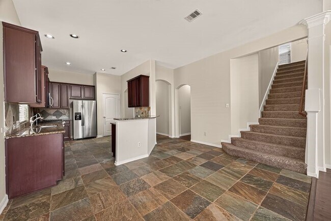 Building Photo - 26414 Forest Pine Ln