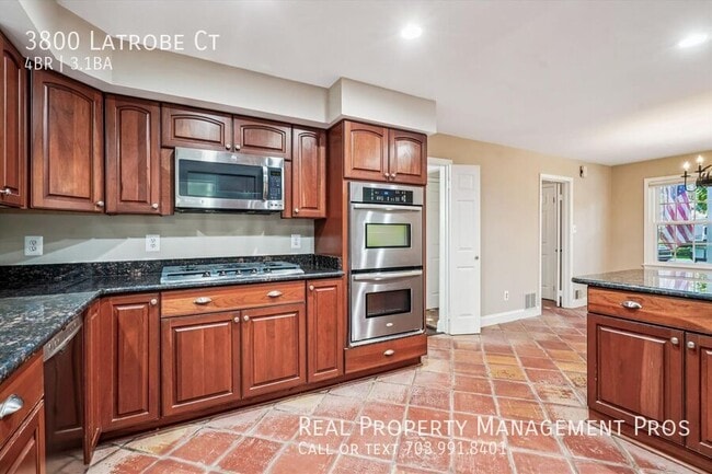 Building Photo - 3800 Latrobe Ct