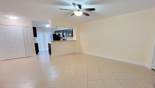 Building Photo - WINTER PARK: Goldenrod Condo - Ground Floo...