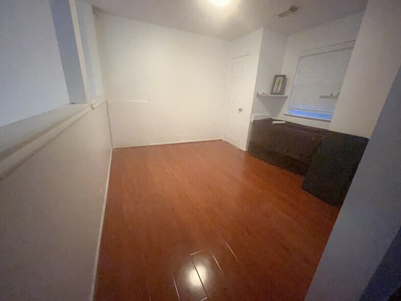 Building Photo - 14938 Sugar Sweet Dr