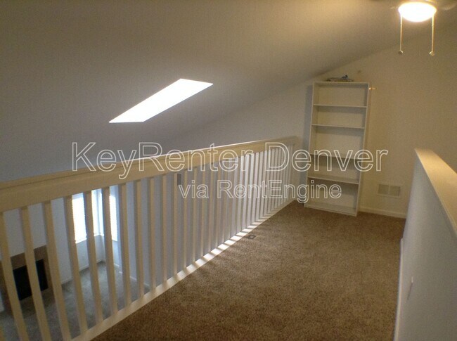 Building Photo - 8760 Corona St