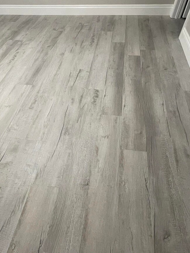 Building Photo - 162 Meadowbrook Ct