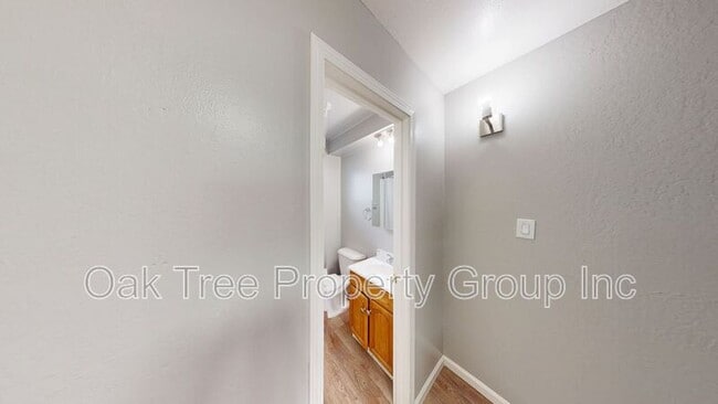 Building Photo - 625 F St