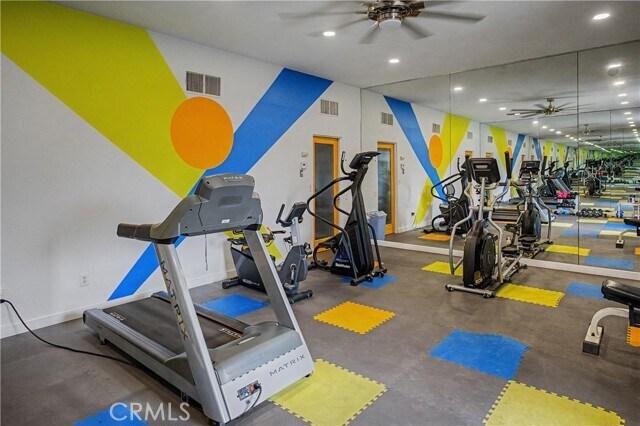 Building Photo - 157 Calle Bravo