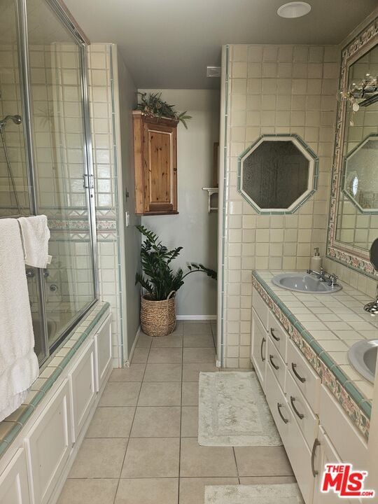 Building Photo - 73 Surfside Ave.