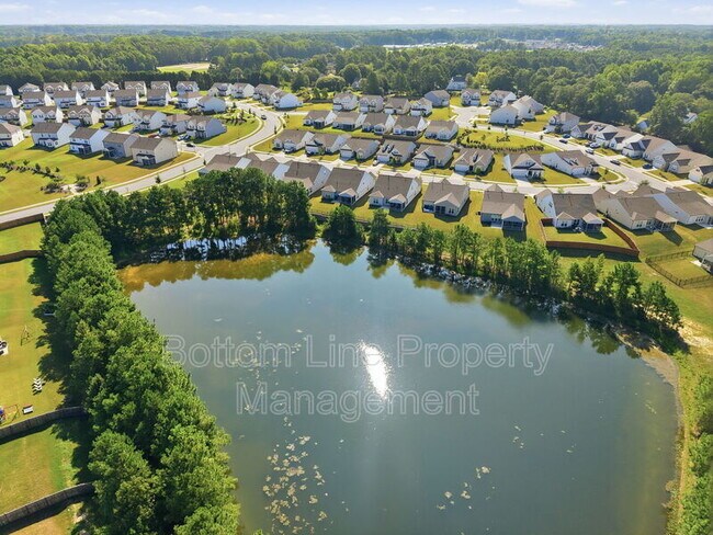Building Photo - 2230 Bethpage Dr