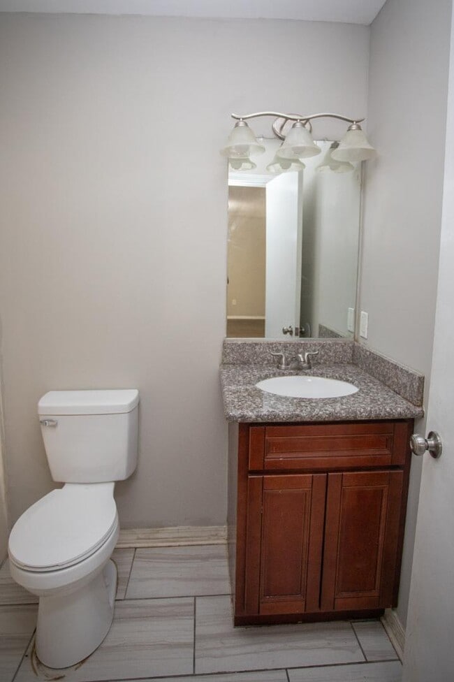 Building Photo - 111 Limoges St