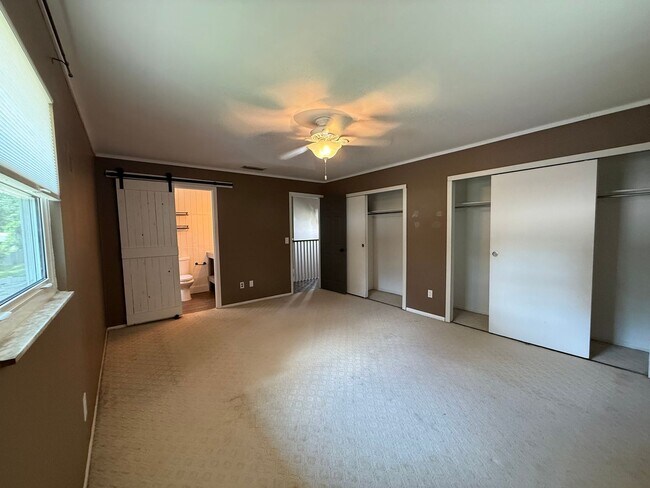 Building Photo - Beautiful Port Orange 4 Bed 2.5 Bath Serene Home Available IMMEDIATELY!