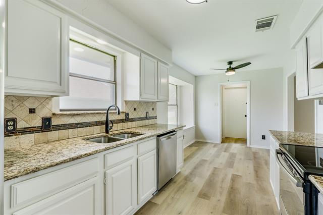 Building Photo - 331 Aspenway Dr