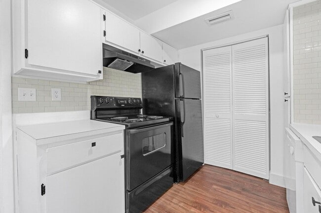 Building Photo - NICE 2/1 UNIT AVAILABLE AT THE PRESERVE in SUNRISE