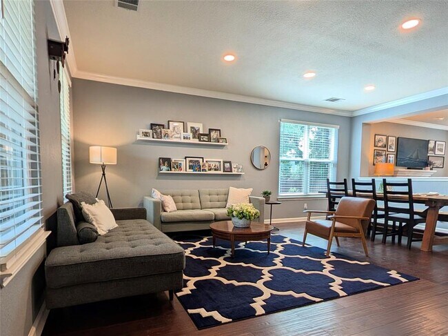 Building Photo - 14504 Templemore Cove