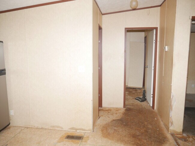 Building Photo - 315 Barricks Rd