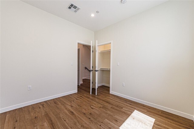 Building Photo - 1859 1/2 S Crenshaw Blvd