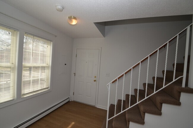 Building Photo - 99 W Wyoming Ave