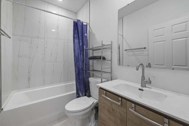 Building Photo - 2915 65th St W