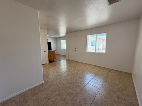 Building Photo - 6330 Mesquite Ave