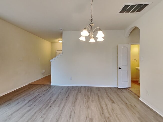 Building Photo - 30730 Gardenia Trace Dr