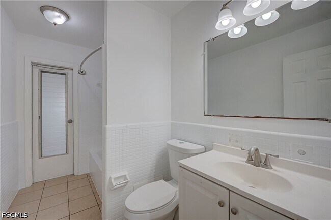 Building Photo - 220 Punta Alta Ct
