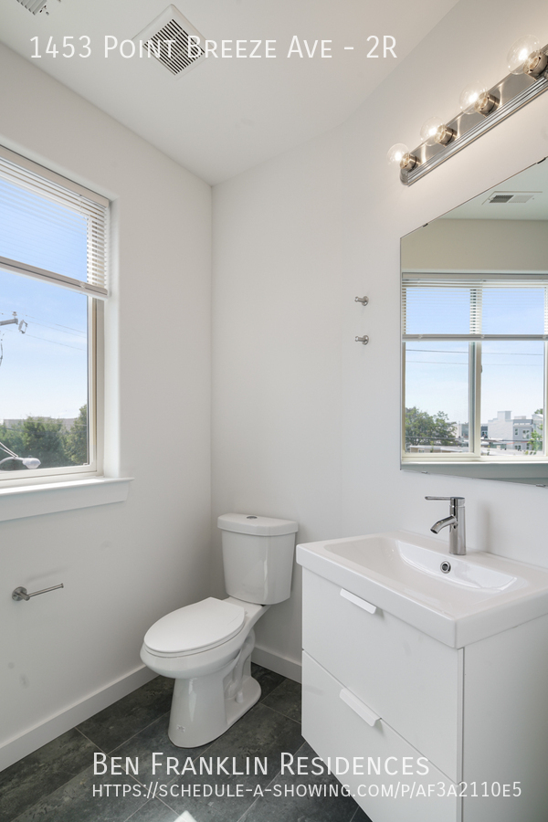 Building Photo - Stunning 1 Bedroom in Point Breeze