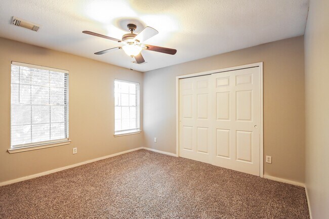 Building Photo - 18222 Noble Forest Dr