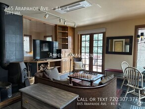 Building Photo - Elegant Creekside 1BD, 1BA Retreat with Be...