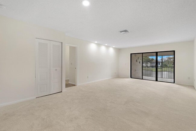 Building Photo - 21863 Arriba Real