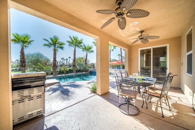 Building Photo - 40834 Adriatico Ct