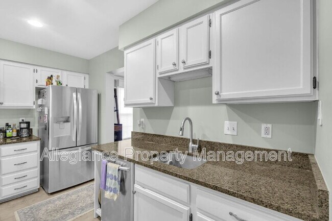 Building Photo - 4328 Gypsy Ct
