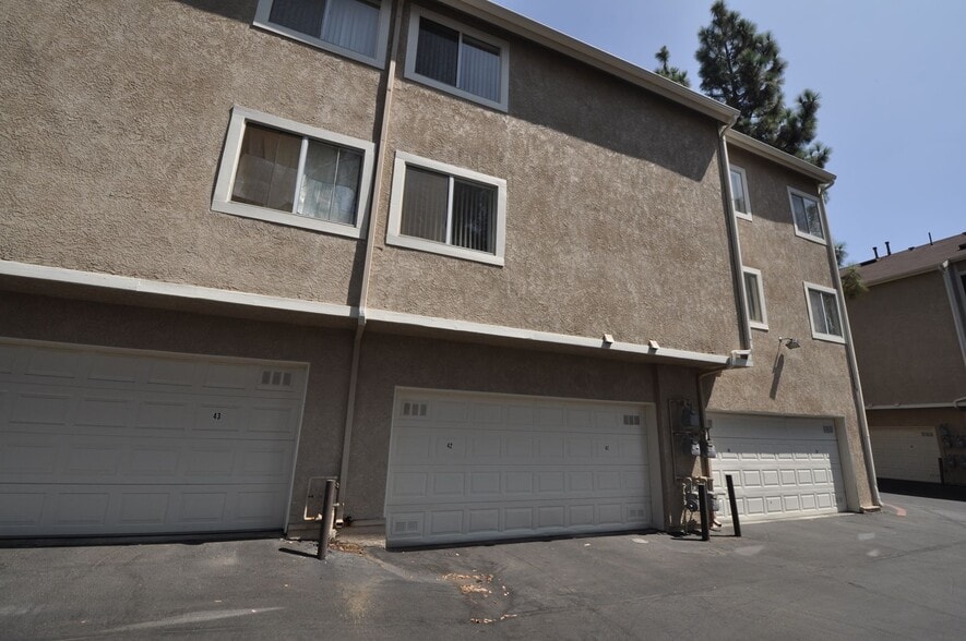 Building Photo - 15520 Foothill Blvd