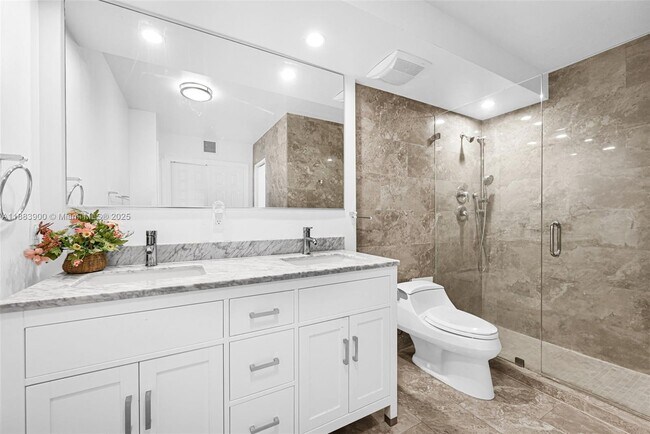 Building Photo - 20335 W Country Club Dr