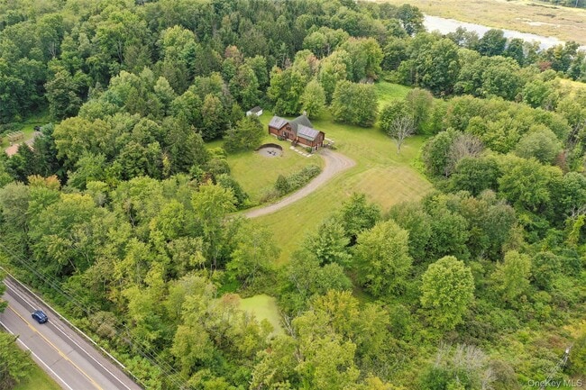 Building Photo - 2829 NY-9G