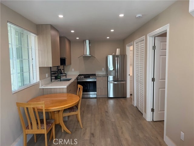 Building Photo - 10530 Rubio Ave