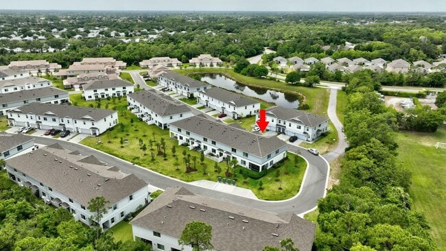 Building Photo - 601 Waters Edge Ln