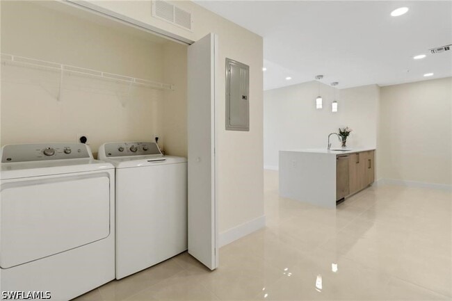 Building Photo - 26600 Rosewood Pointe Dr