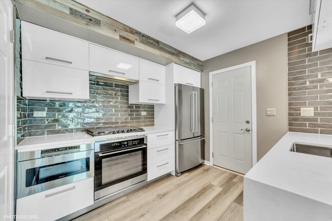 Building Photo - 436 Yorktown Ct