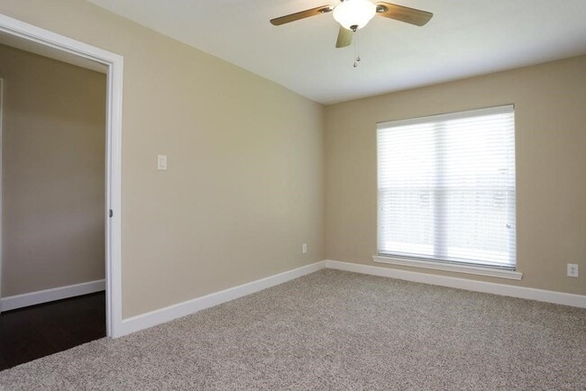 Building Photo - 12531 Hazelwood Ln