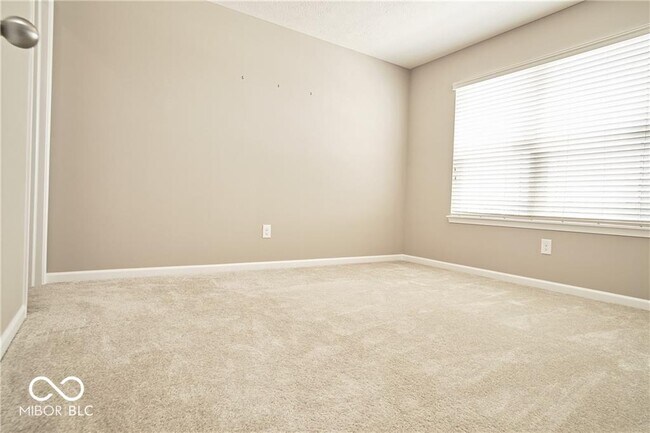 Building Photo - 8709 Rowling Way