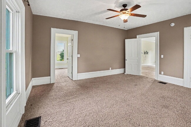 Building Photo - Updated farmhouse with privacy and views