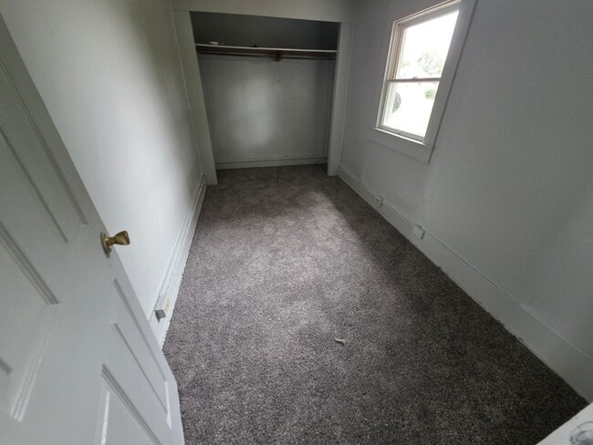 Building Photo - 79 Ridge Ave