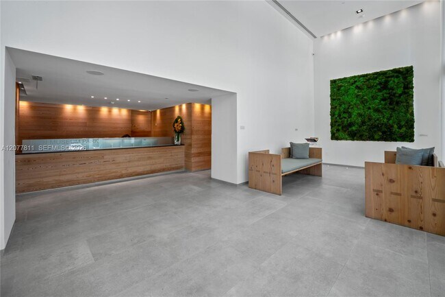 Building Photo - 1040 Biscayne Blvd
