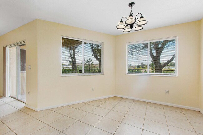 Building Photo - 8460 NW 40th St