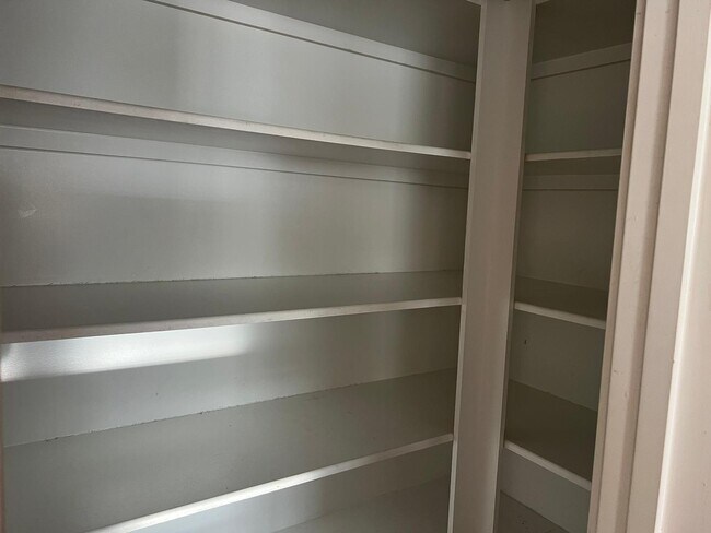 Building Photo - 523 Balsam Fir Dr