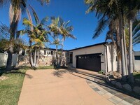 Building Photo - 3 Bedroom - 2 Bathroom Home in San Diego
