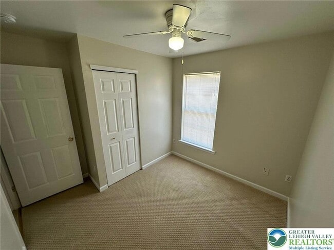 Building Photo - 118 Knollwood Dr