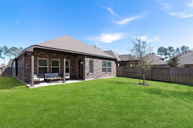 Building Photo - 845 Spruce Pine Dr