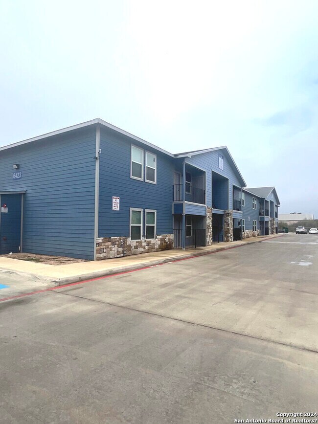 Building Photo - 6423 Melissa Ann St