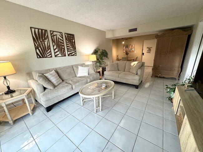 Building Photo - 5-Min Walk to FAU – Private Room in Furnished 2/2 Condo w/ Pool & Canal Views – $1550