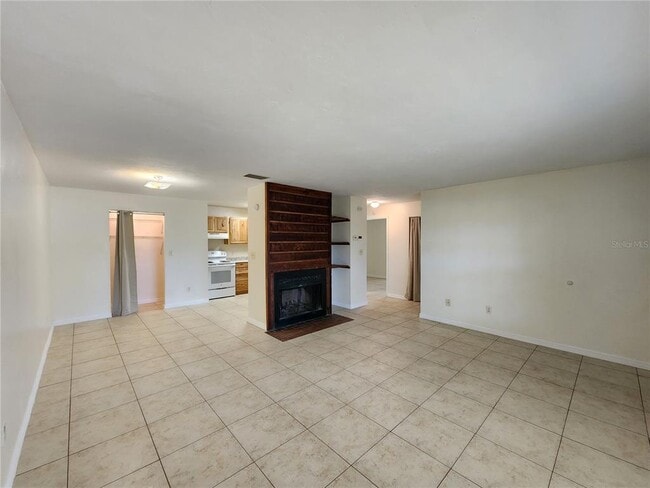 Building Photo - 6140 NW 26th St