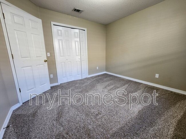 Building Photo - 1589 Galvin Ave